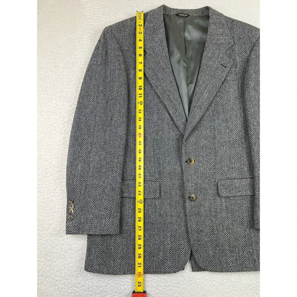 Bill Blass Blazer Mens 44 Wool Herringbone Sport Coat Jacket Made‎ USA Classic